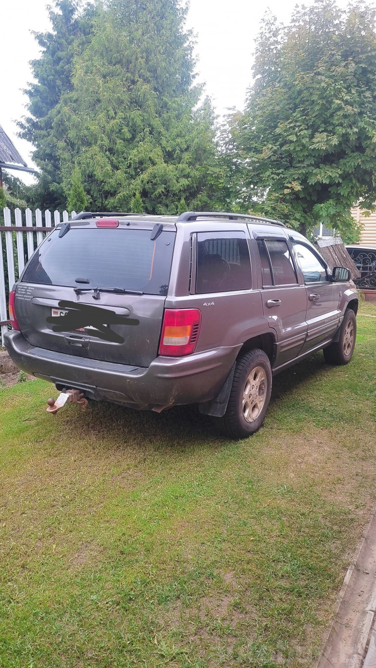 Jeep Grand Cherokee 2 поколение (WJ), 1998 года
