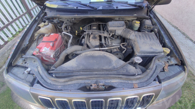 Jeep Grand Cherokee 2 поколение (WJ), 1998 года