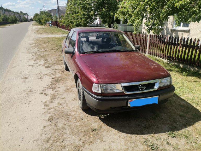 Opel Vectra 1 поколение (A), 1991 года