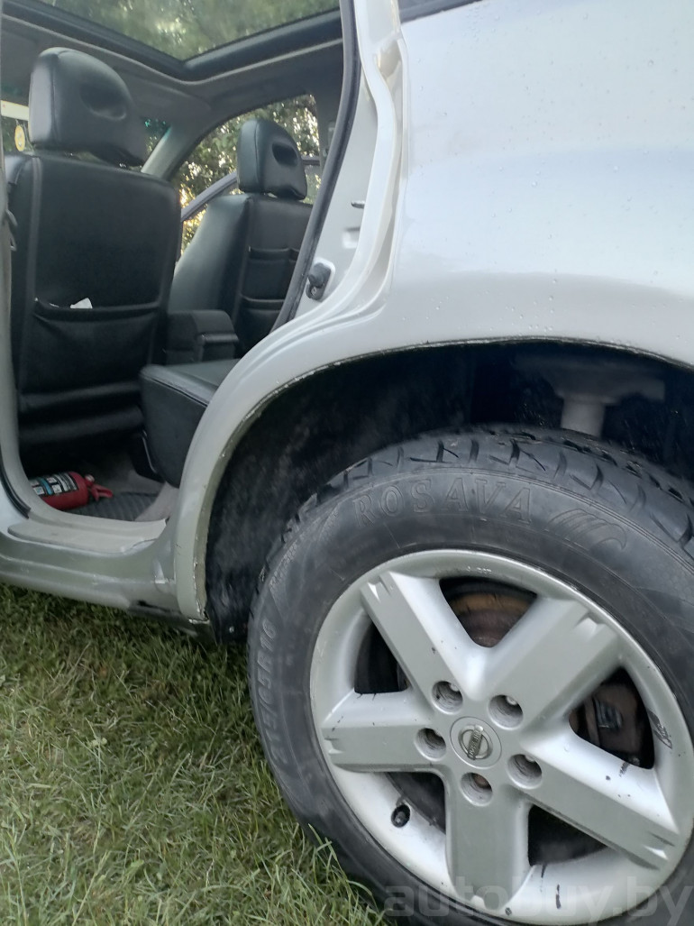 Nissan X-Trail 1 поколение, 2004 года