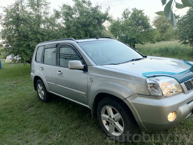 Nissan X-Trail 1 поколение, 2004 года