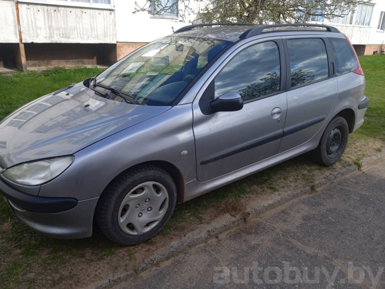 Peugeot 206 1 поколение, 2002 года