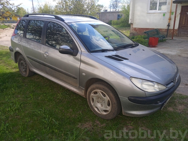 Peugeot 206 1 поколение, 2002 года
