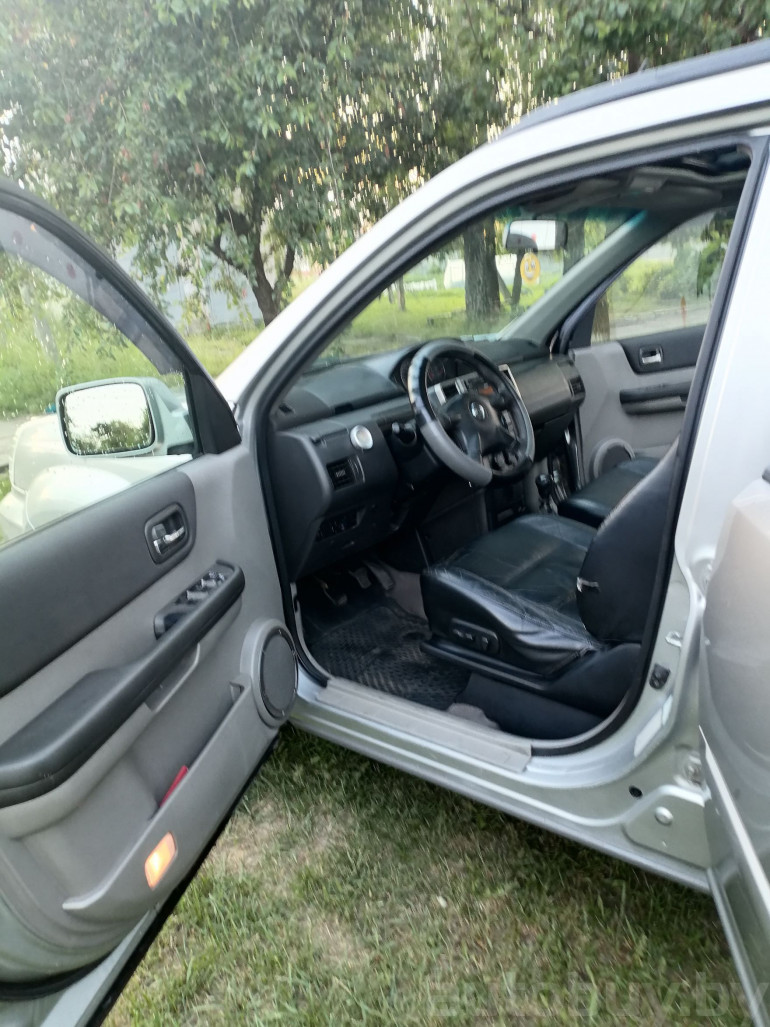 Nissan X-Trail 1 поколение, 2004 года