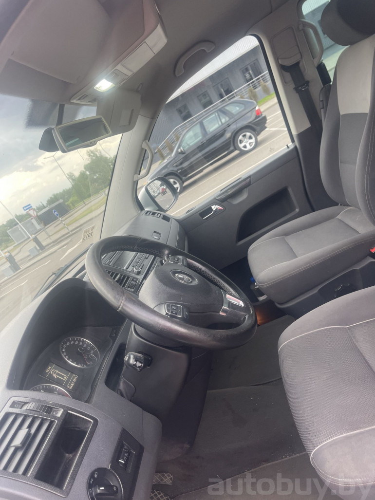 Volkswagen Multivan 3 поколение (T5) [рестайлинг], 2010 года