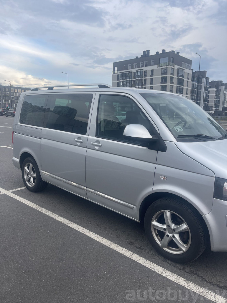 Volkswagen Multivan 3 поколение (T5) [рестайлинг], 2010 года