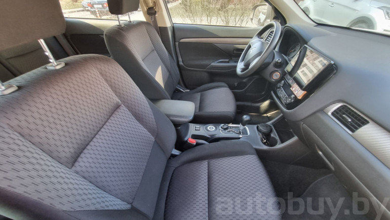 Mitsubishi Outlander 3 поколение, 2014 года