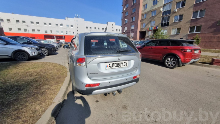 Mitsubishi Outlander 3 поколение, 2014 года