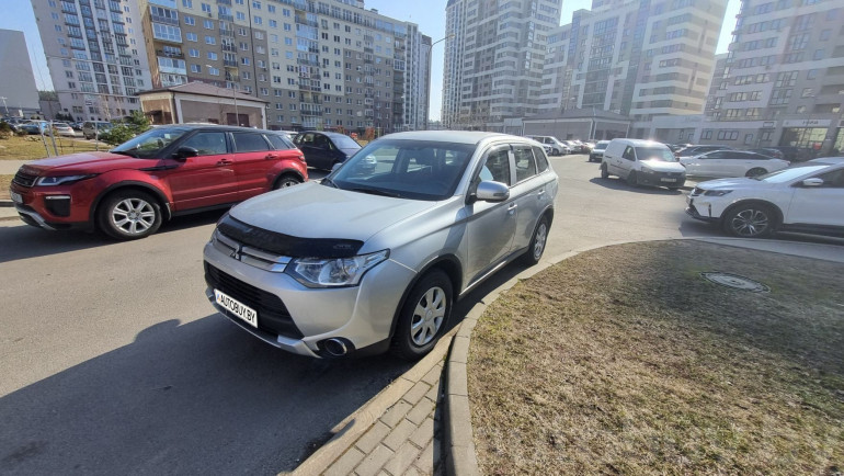 Mitsubishi Outlander 3 поколение, 2014 года