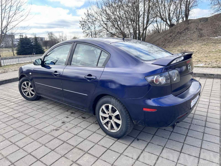 Mazda 3 1 поколение (BK), 2005 года