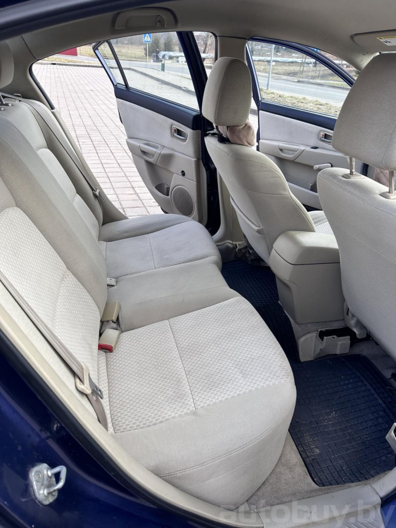Mazda 3 1 поколение (BK), 2005 года