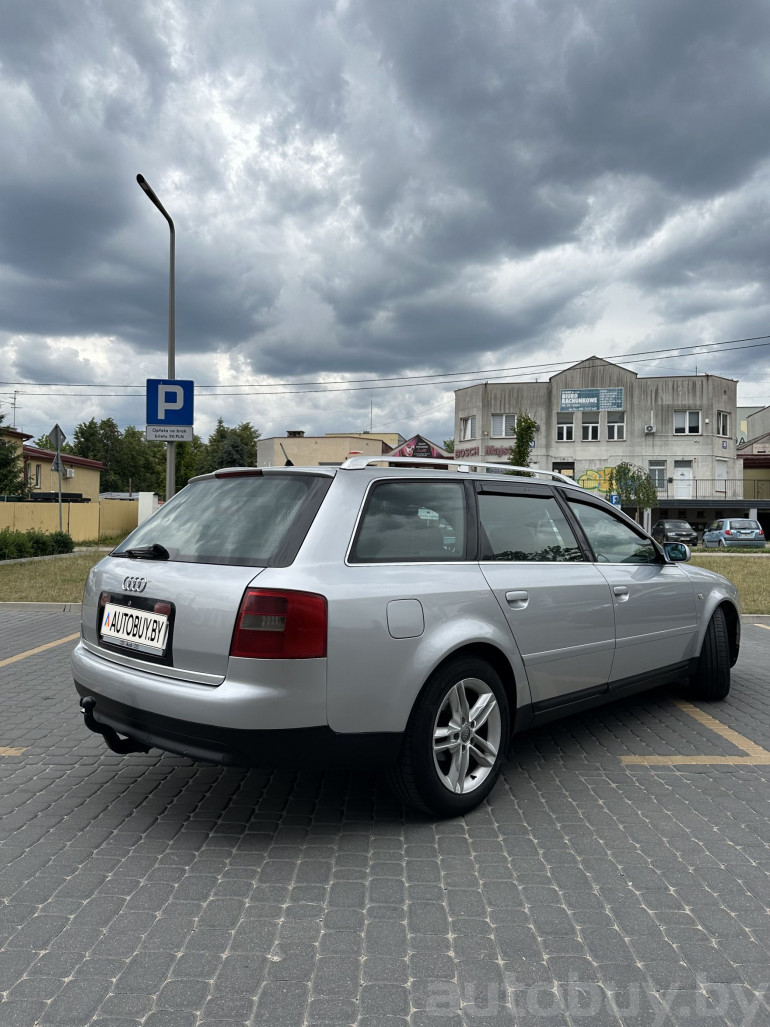 Audi A6 2 поколение (C5) [рестайлинг], 2001 года