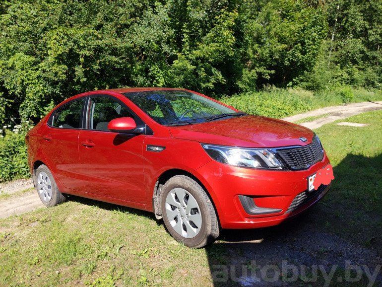 Kia Rio 3 поколение, 2013 года