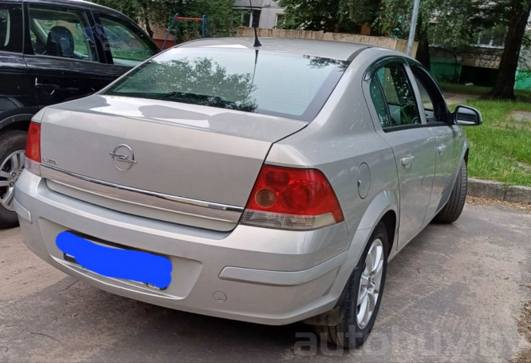 Opel Astra 3 поколение (H) [рестайлинг], 2010 года