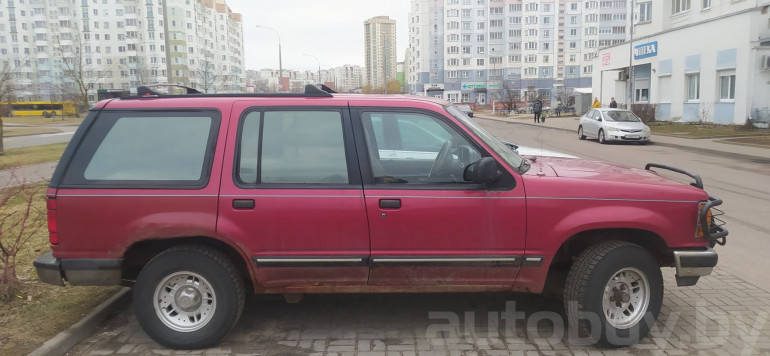 Ford Explorer 1 поколение, 1992 года