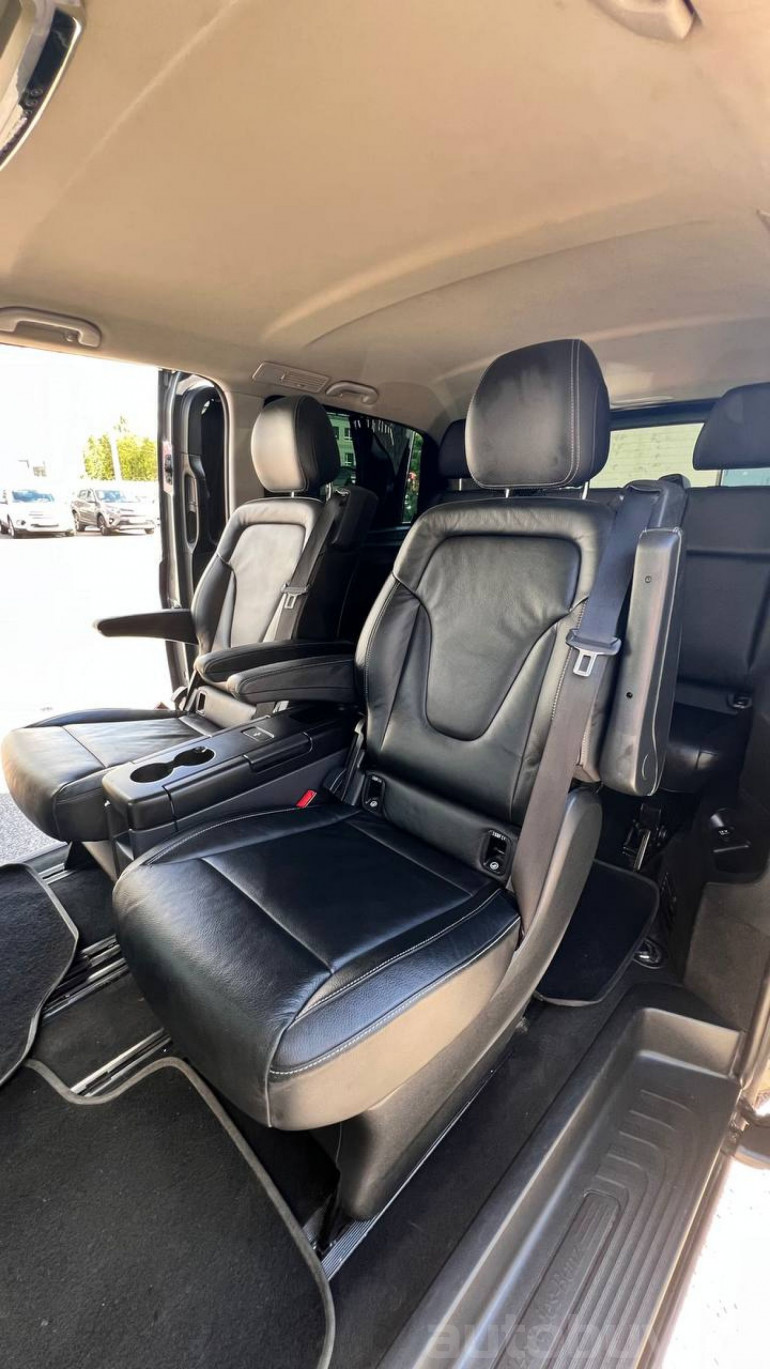 Mercedes-Benz Metris 1 поколение, 2015 года