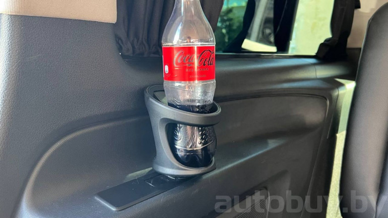 Mercedes-Benz Metris 1 поколение, 2015 года