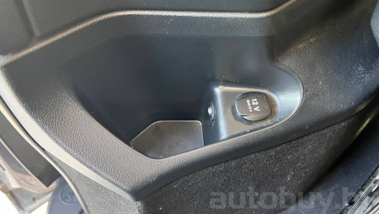 Mercedes-Benz Metris 1 поколение, 2015 года