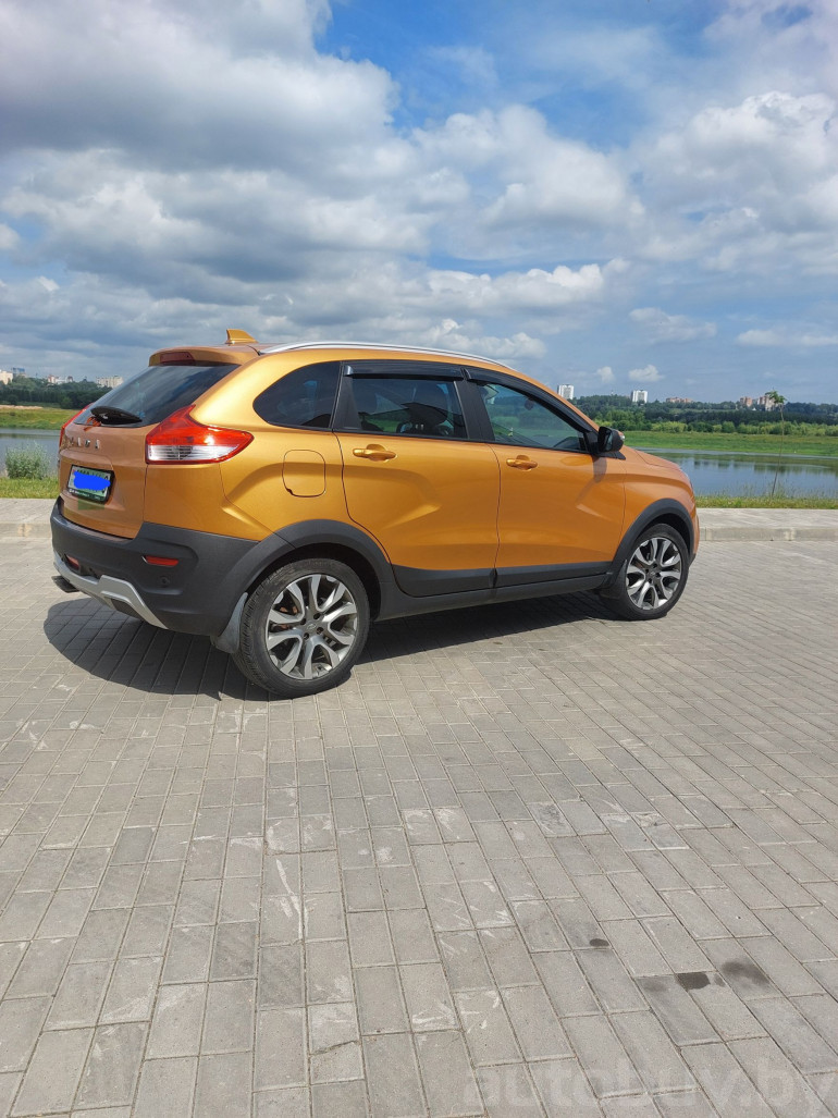 ВАЗ (Lada) XRAY 1 поколение, 2020 года