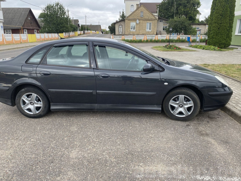 Citroen C5 1 поколение, 2001 года