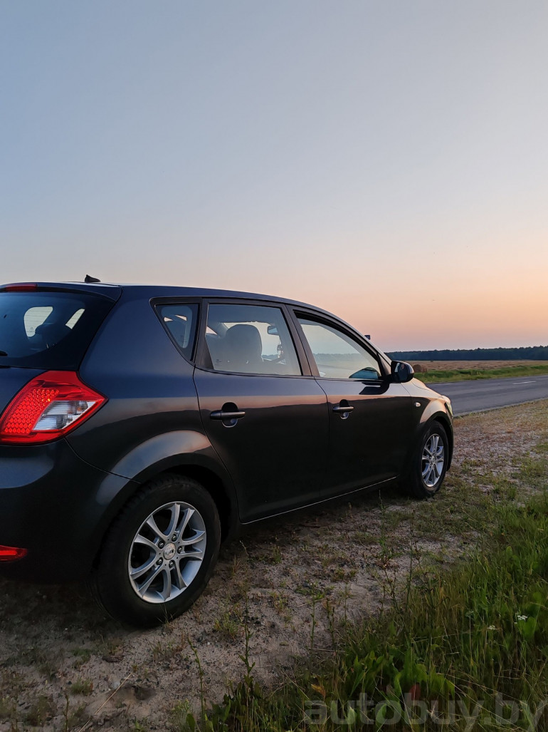 Kia Ceed 1 поколение [рестайлинг], 2010 года
