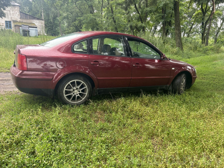 Volkswagen Passat 5 поколение (B5), 1998 года