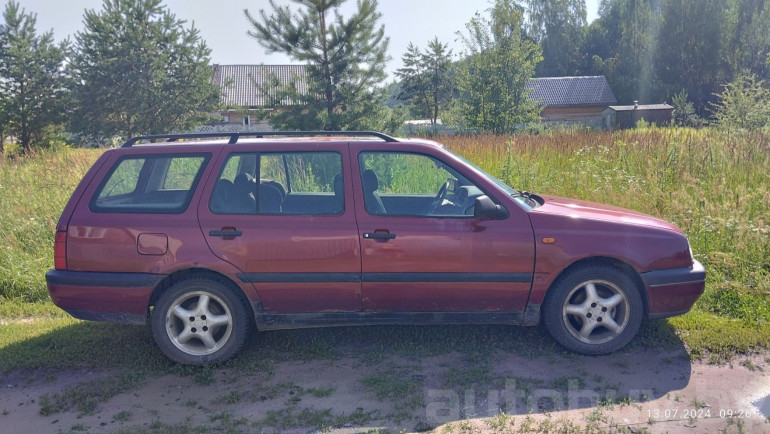 Volkswagen Golf 3 поколение, 1995 года
