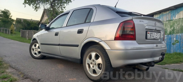 Opel Astra 2 поколение (G), 2000 года
