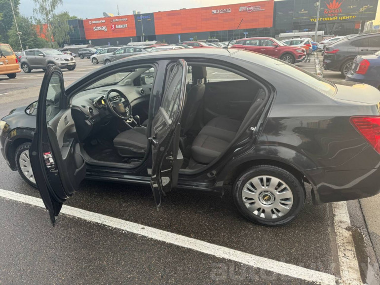 Chevrolet Aveo 2 поколение, 2011 года