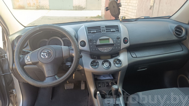Toyota RAV4 3 поколение (XA30), 2008 года