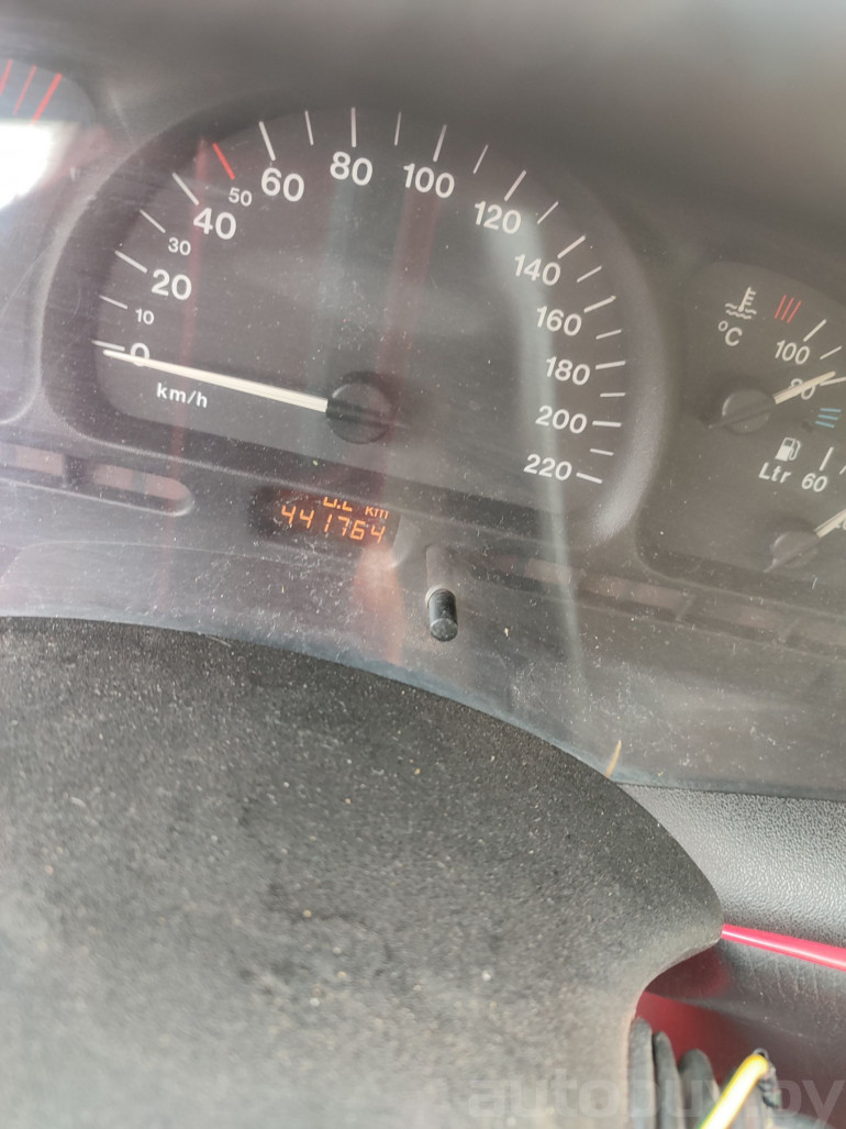 Opel Vectra 2 поколение (B), 1996 года