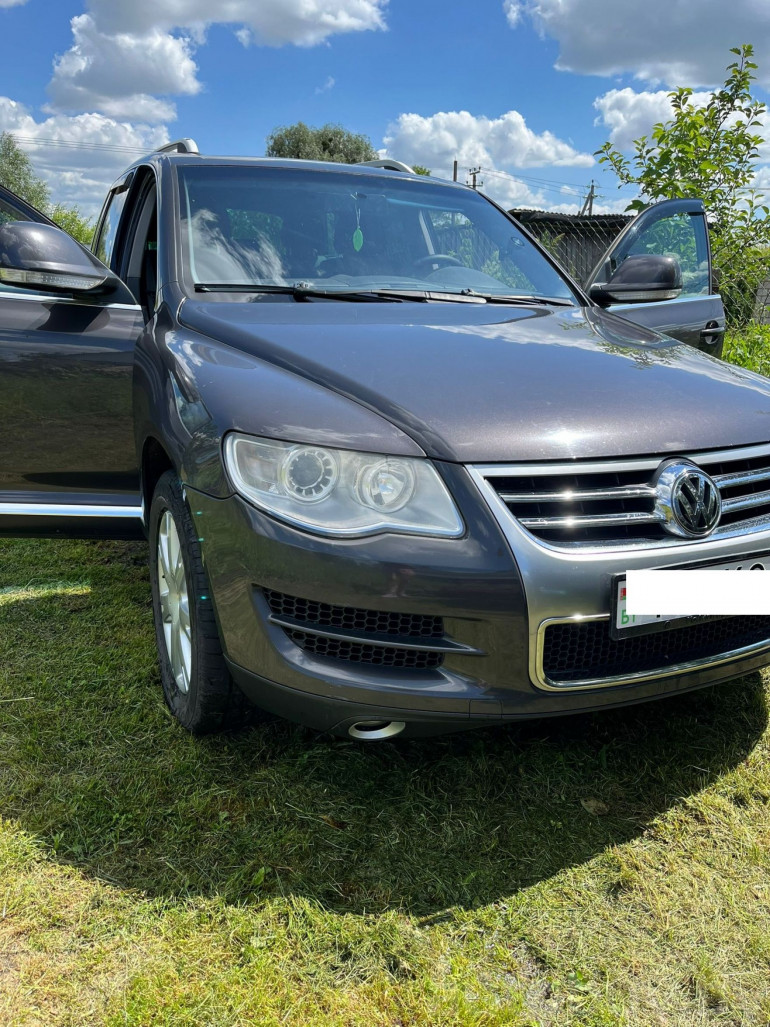 Volkswagen Touareg 1 поколение [рестайлинг], 2009 года