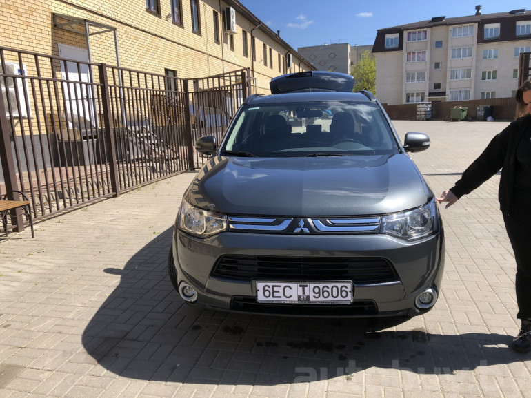 Mitsubishi Outlander 3 поколение, 2013 года