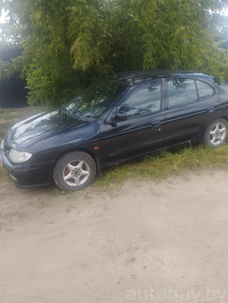 Renault Megane 1 поколение, 1996 года