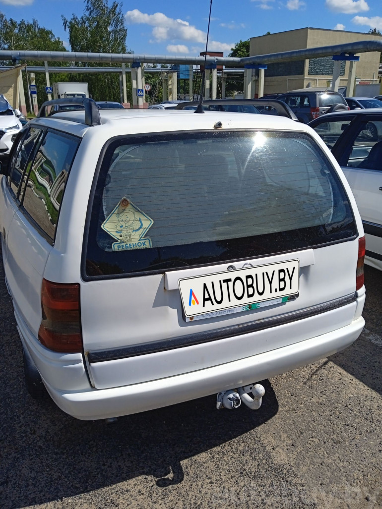 Opel Astra 1 поколение (F), 1997 года