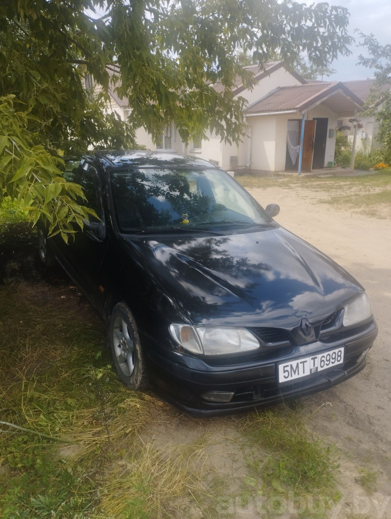Renault Megane 1 поколение, 1996 года