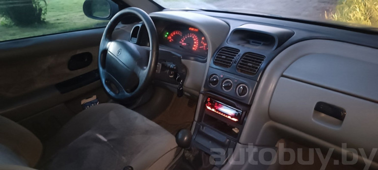 Renault Laguna 1 поколение, 2000 года