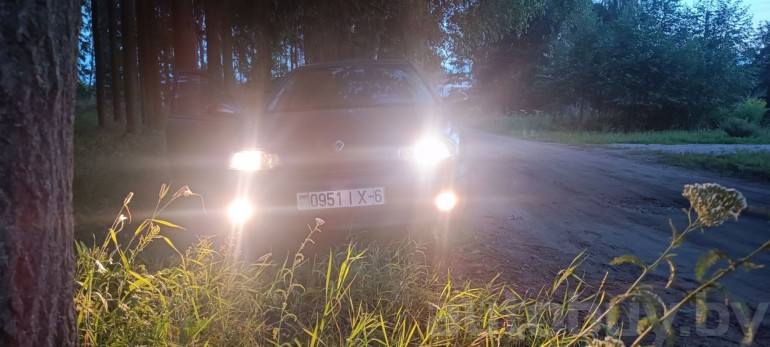 Renault Laguna 1 поколение, 2000 года