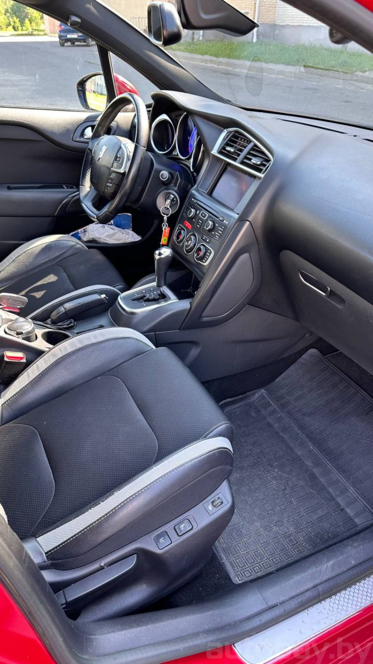 Citroen DS4 1 поколение, 2014 года