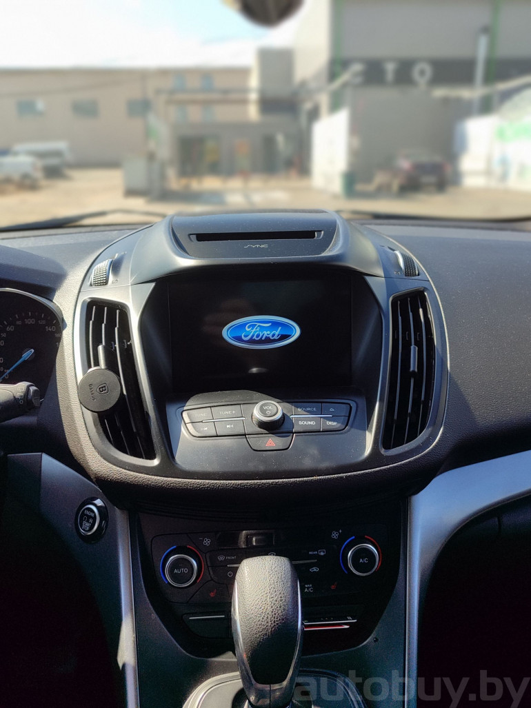 Ford Kuga 2 поколение [рестайлинг], 2017 года