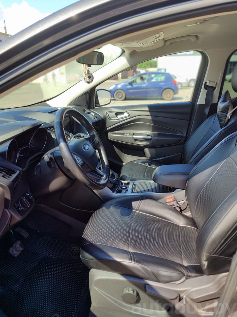 Ford Kuga 2 поколение [рестайлинг], 2017 года