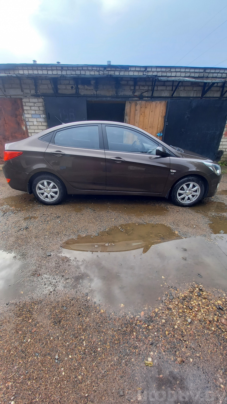 Hyundai Solaris 1 поколение [рестайлинг], 2014 года