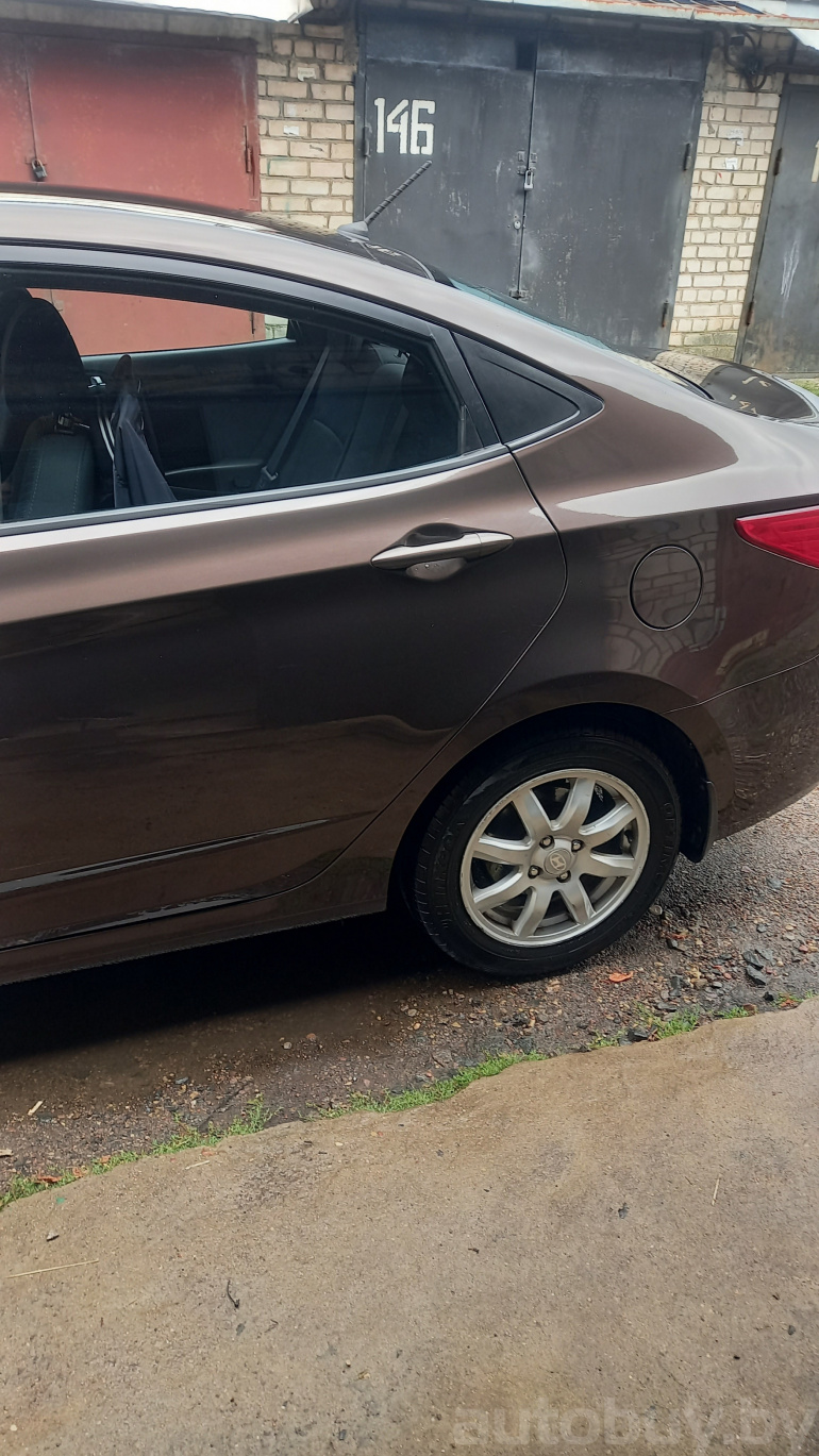 Hyundai Solaris 1 поколение [рестайлинг], 2014 года