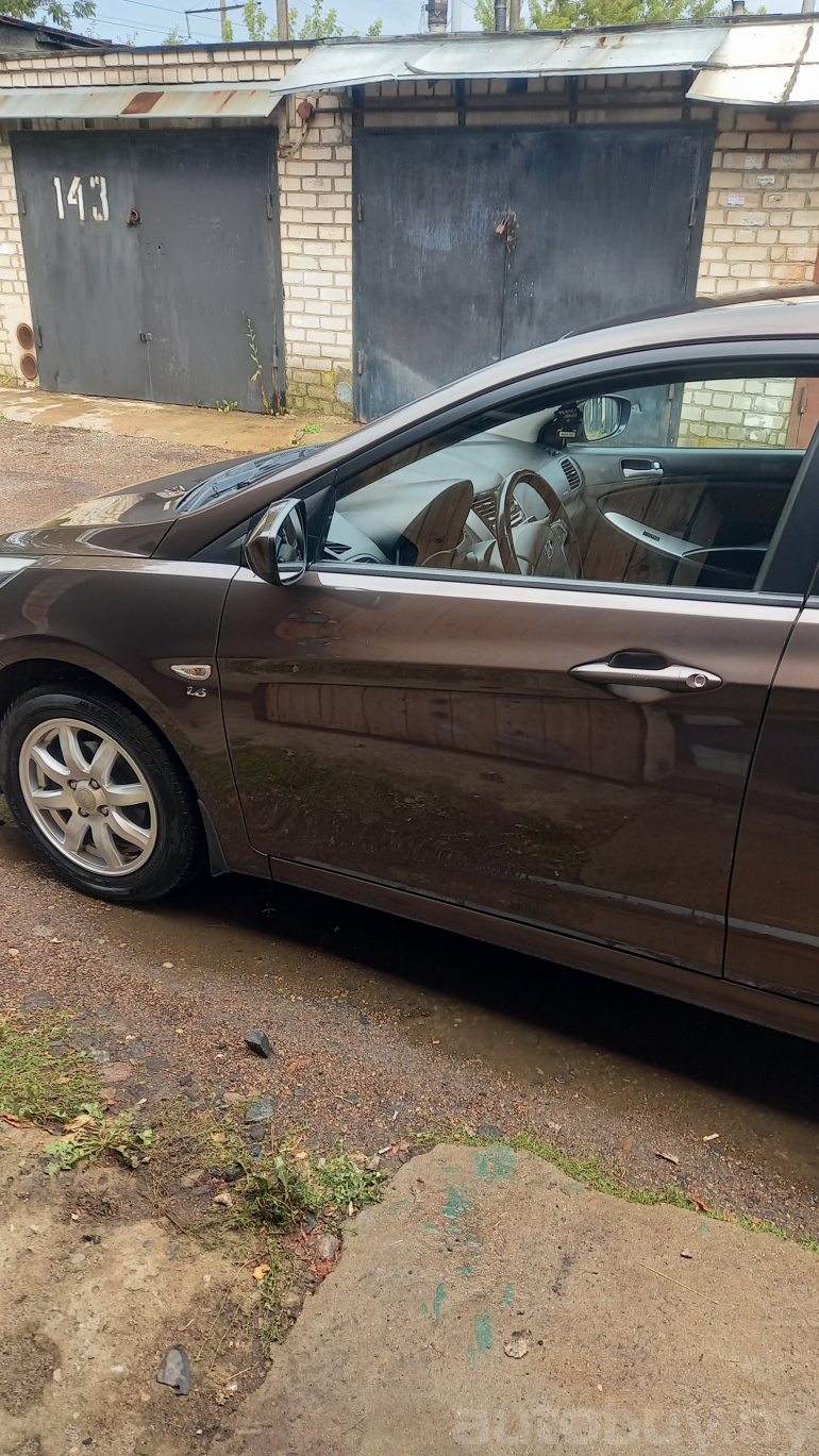 Hyundai Solaris 1 поколение [рестайлинг], 2014 года