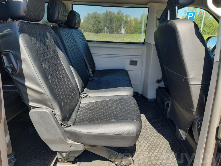 Volkswagen Caravelle 3 поколение (T5) [рестайлинг], 2015 года
