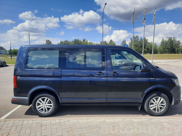 Volkswagen Caravelle 3 поколение (T5) [рестайлинг], 2015 года