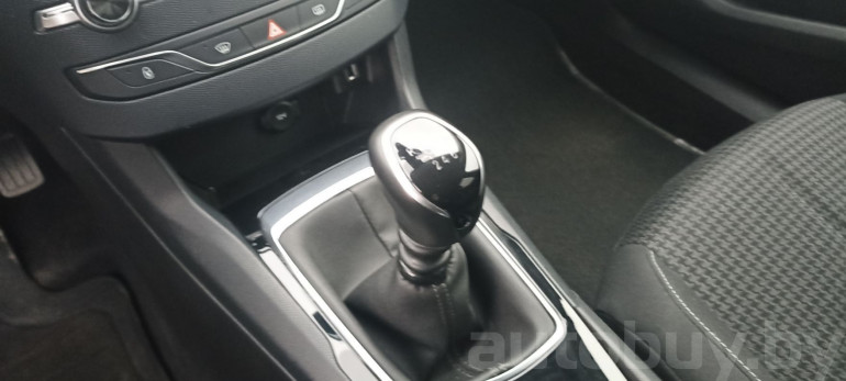 Peugeot 308 2 поколение [рестайлинг], 2019 года