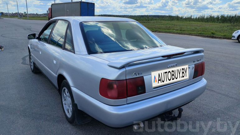Audi A6 1 поколение (C4), 1996 года
