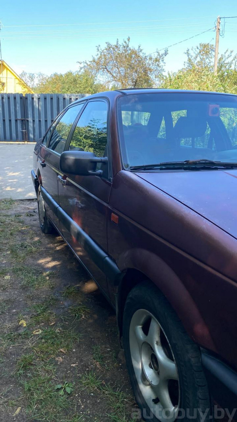 Volkswagen Passat 3 поколение (B3), 1992 года