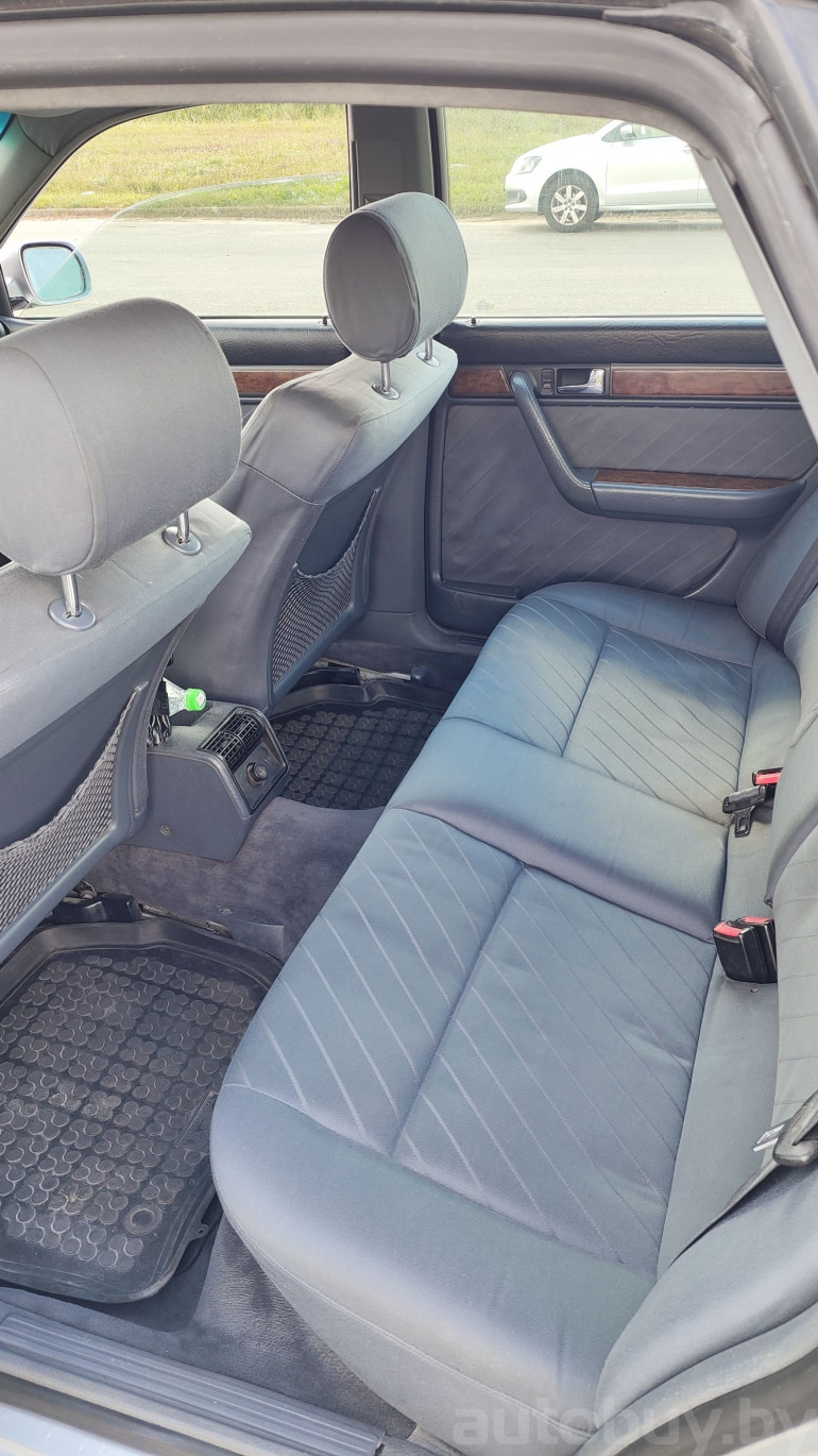 Audi A6 1 поколение (C4), 1996 года